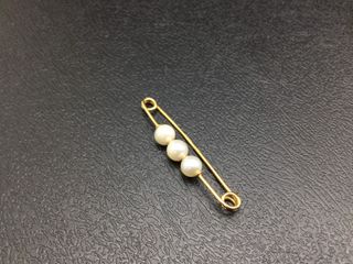 broche oro 18k con piedra con circonita
