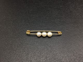 broche oro 18k con piedra con circonita