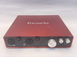 tarjeta sonido focusrite scarlet 6i6