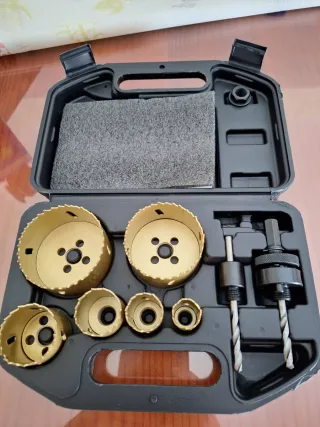 VENDIDO.Juego Brocas Corona Sierra Metal Madera