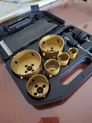 VENDIDO.Juego Brocas Corona Sierra Metal Madera