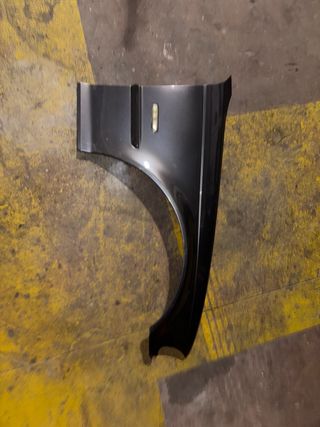 Aleta Derecha BMW E46  pre original