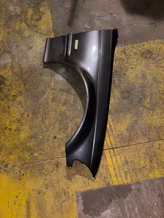 Aleta Derecha BMW E46  pre original