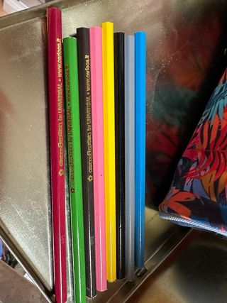 Estuche de colores
Solo en persona