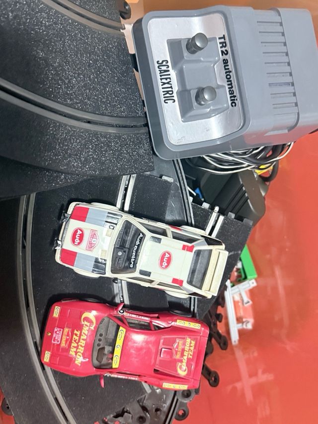 Scalextric - Piezas de pista, 3 coches controlador