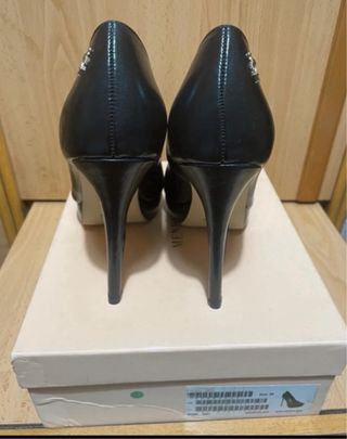 Zapatos tacón Membur negros talla 39