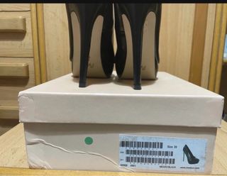 Zapatos tacón Membur negros talla 39