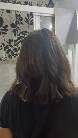 Hago servicio de peluquería a domicilio.