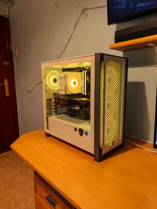 Ordenador Gaming RGB Blanco