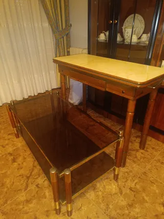 Tavoli da pranzo in vetro e legno