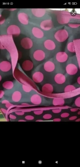 Maleta con ruedas y bolsa de mano