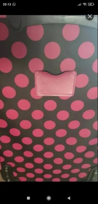 Maleta con ruedas y bolsa de mano