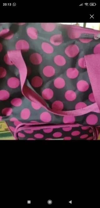 Maleta con ruedas y bolsa de mano