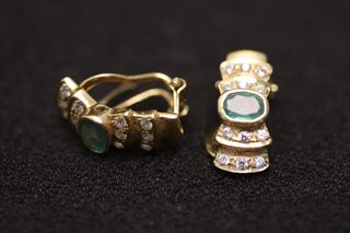 pendientes oro 18k con piedra