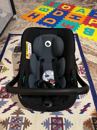 Seggiolino auto neonati Lionello / Usato 2 volte
