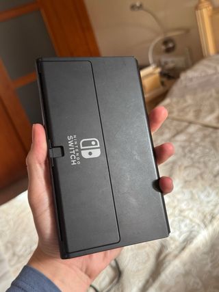 LEGGI* Nintendo Switch OLED