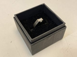 anillo oro 18k con diamante