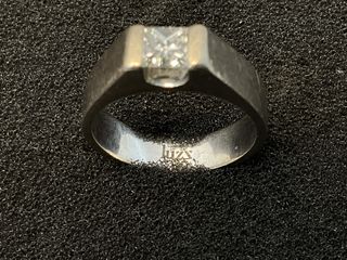 anillo oro 18k con diamante