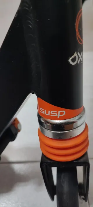 Patinete Oxelo Techo Susp Negro y Naranja niño