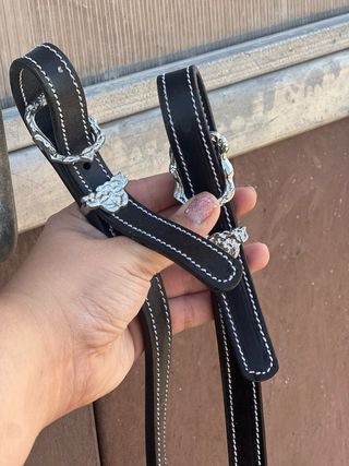 Cabezada barroca caballo negra