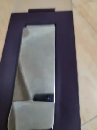 Cafetera de cápsulas morada