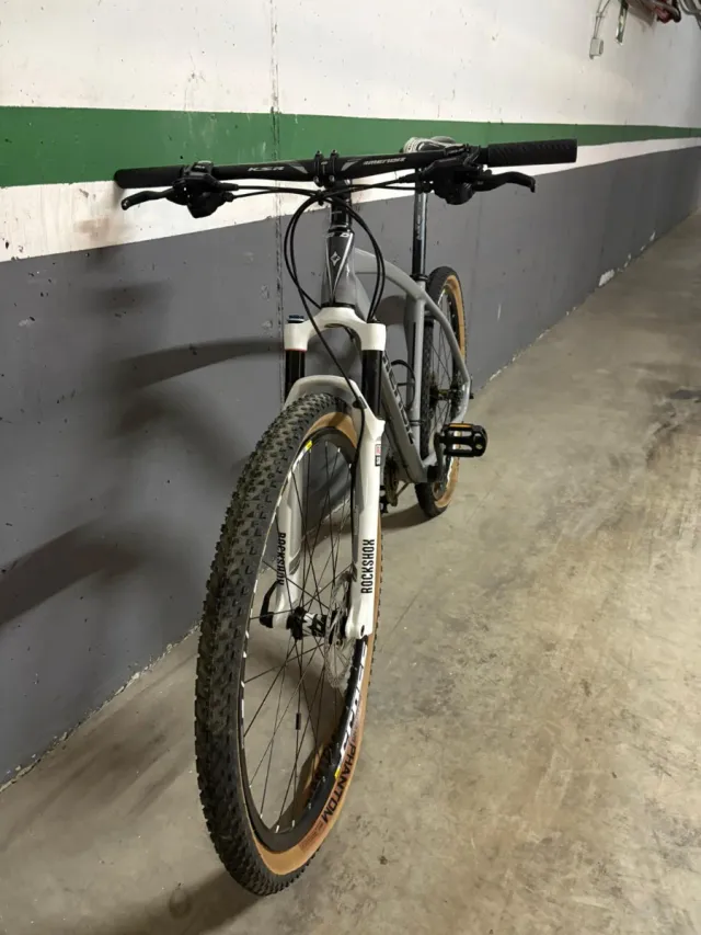 Bicicleta Montaña Mendiz Gris