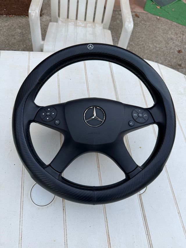Volante Mercedes W204 Carbono