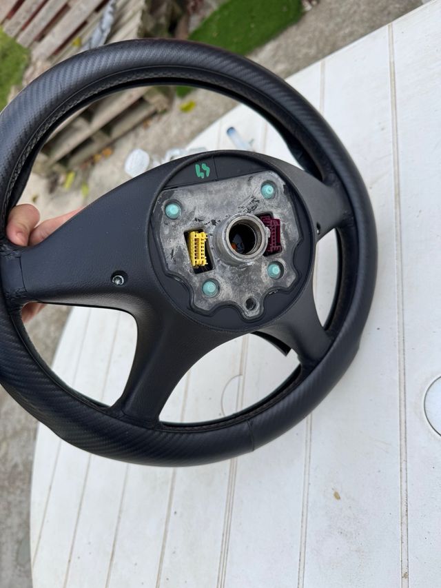 Volante Mercedes W204 Carbono