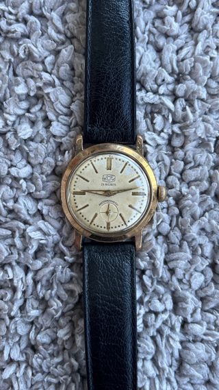Reloj UMF Ruhla Antimagnetic