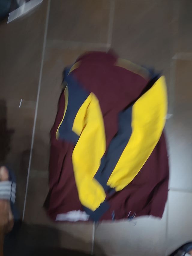 Sudadera Turbo C.N.Metropole Roja y Amarilla