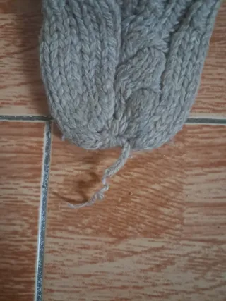 Guantes/manoplas de lana beige con botón