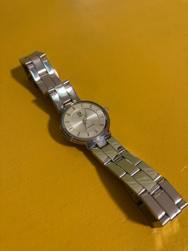 Reloj Kross señora plateado. Nuevo,en su blíster