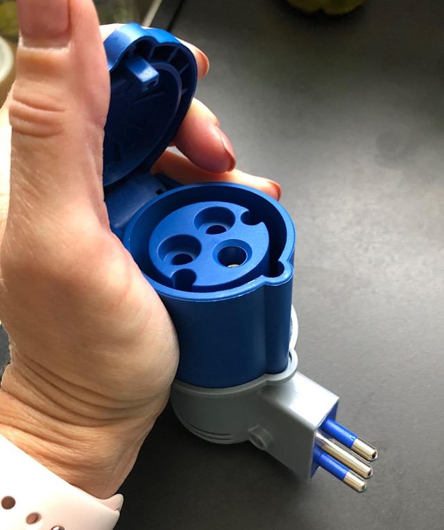 Electraline 80958 Adattatore Camper da 16A a IEC 