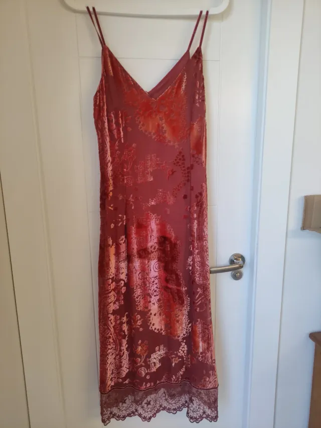 Vestido fiesta Tintoretto seda con encaje