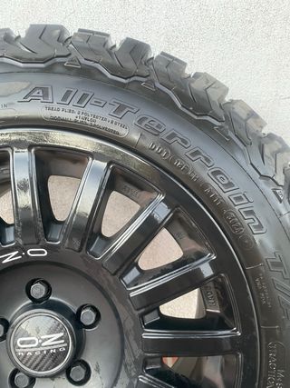 Rueda BFGoodrich All-Terrain con llanta OZRacing!