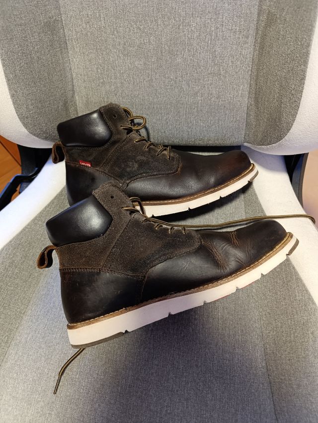 Botas Levi's de piel marrones