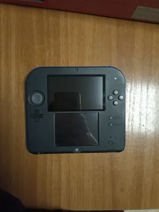 Nintendo 2DS blu e nero