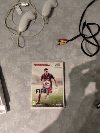  Wii Blanca con 2 juegos 