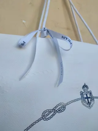 Bolsa de regalo Prada