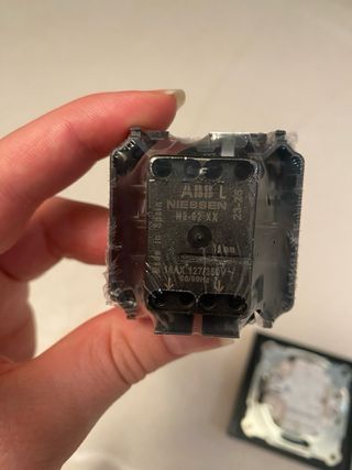 Mecanismos de luz (interruptores)