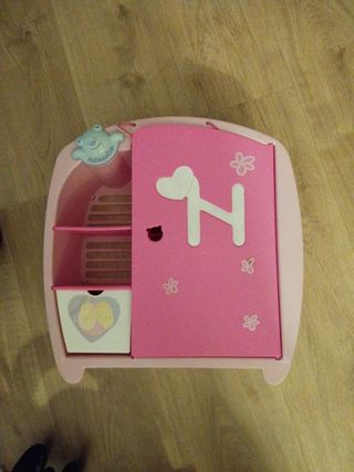 Nenuco Muñeca y Accesorios Cuna