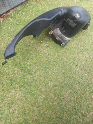 Caja filtro aire y soporte batería BMW F 650 GS