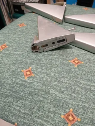 4 Soportes de estantería metal se venden por sepa