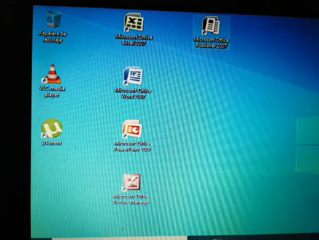 Mini portátil Toshiba NB300 10