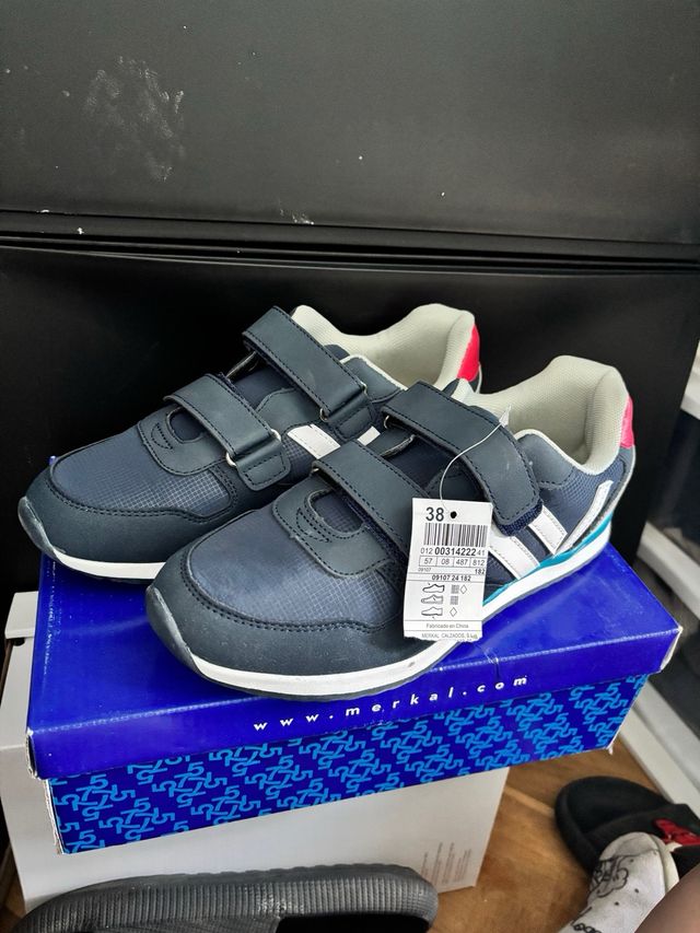 Zapatillas deportivas niño talla 38