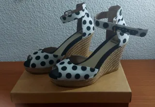 Sandalias con cuña