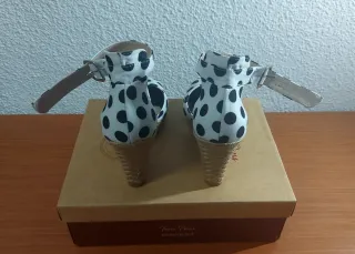 Sandalias con cuña