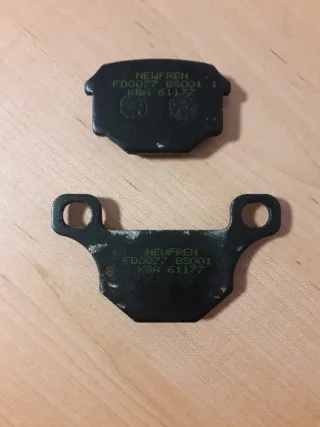 Pastillas de freno delanteras nuevas
