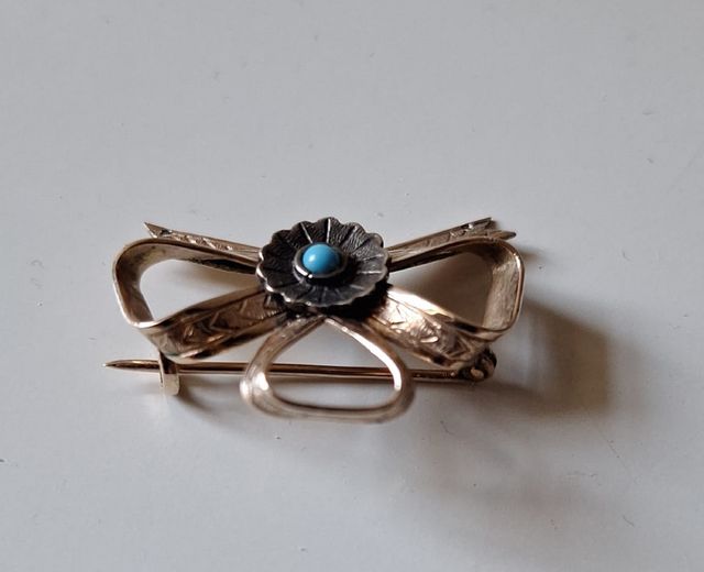 Spilla antica oro 9 kt fiore turchese anni '50
