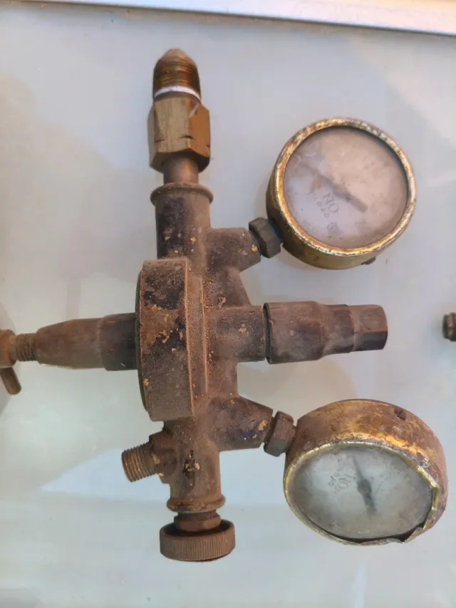 Oxicorte, lanzas y manómetros